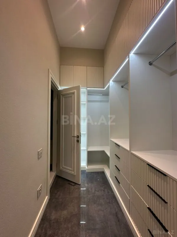 Kirayə verilir 4 otaqlı mənzil 140 m²