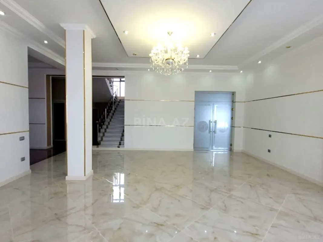 Satılır 6 otaqlı həyət evi 350 m²