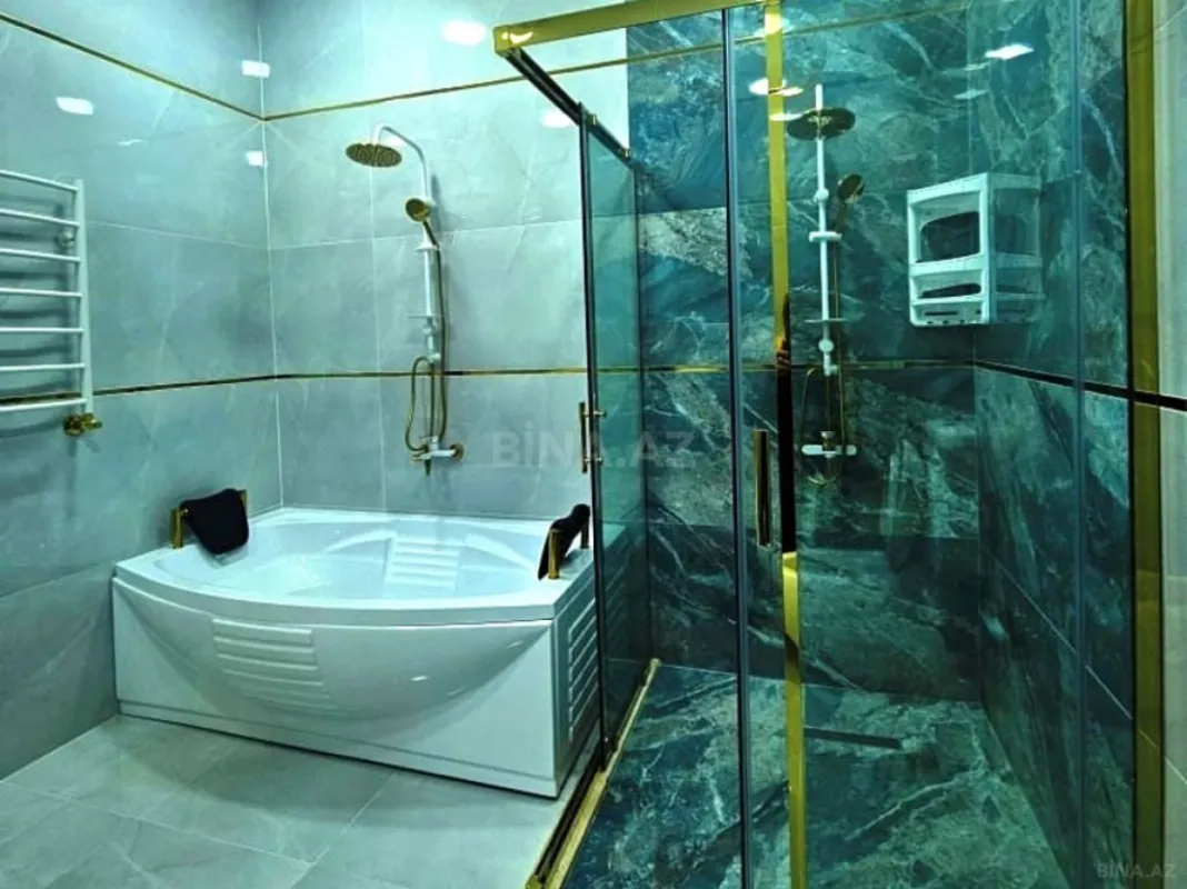 Satılır 6 otaqlı həyət evi 350 m²