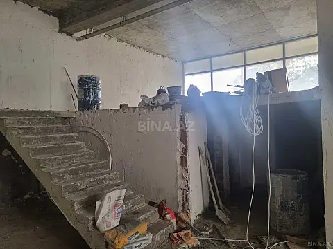 Satılır obyekt 190 m²