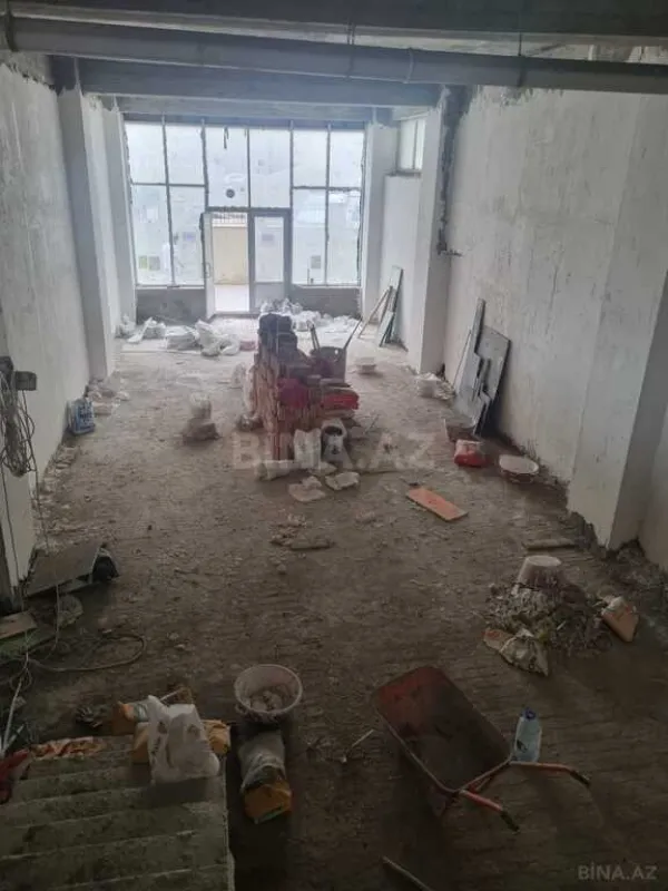 Satılır obyekt 190 m²