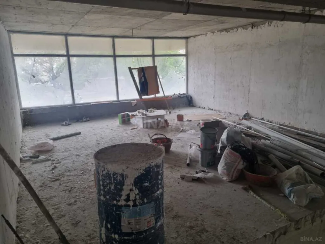 Satılır obyekt 190 m²