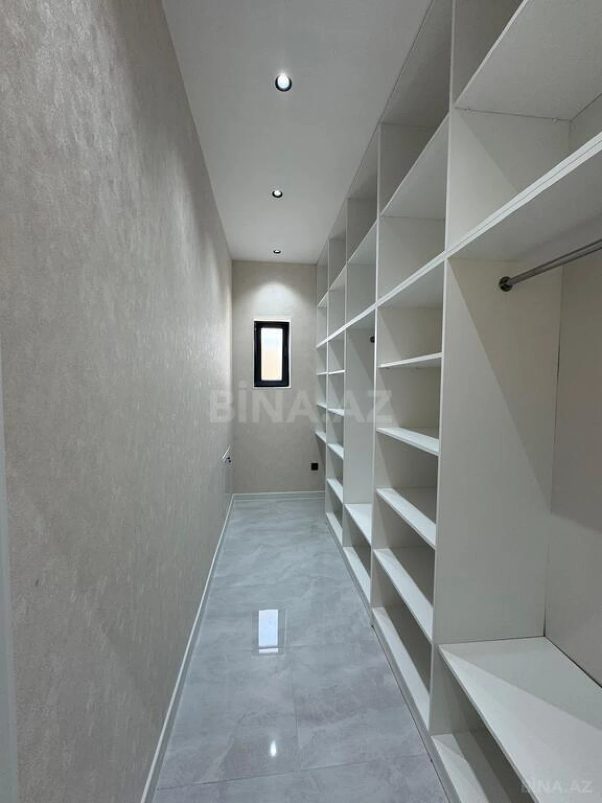 Satılır 4 otaqlı həyət evi 170 m²