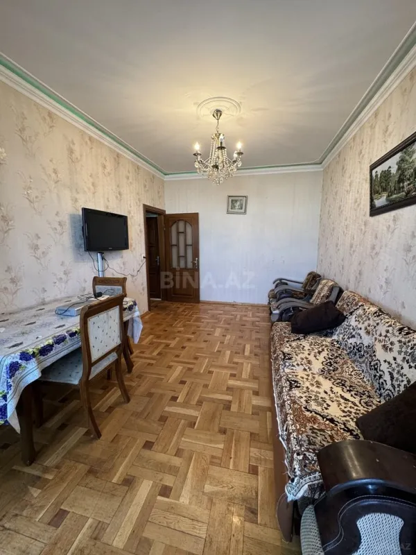 Satılır 2 otaqlı mənzil 55 m²