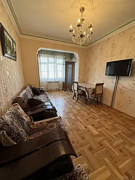 Satılır 2 otaqlı mənzil 55 m²