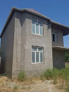 Satılır həyət evi 200 m²