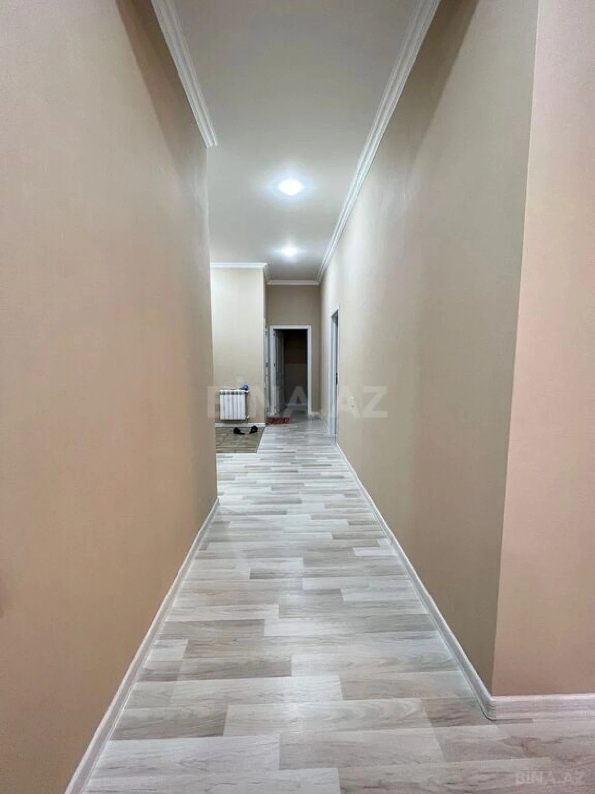 Satılır 3 otaqlı mənzil 125 m²