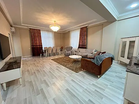 Satılır 3 otaqlı mənzil 125 m² — Bakı, Yasamal 3 otaq 125.00 m²