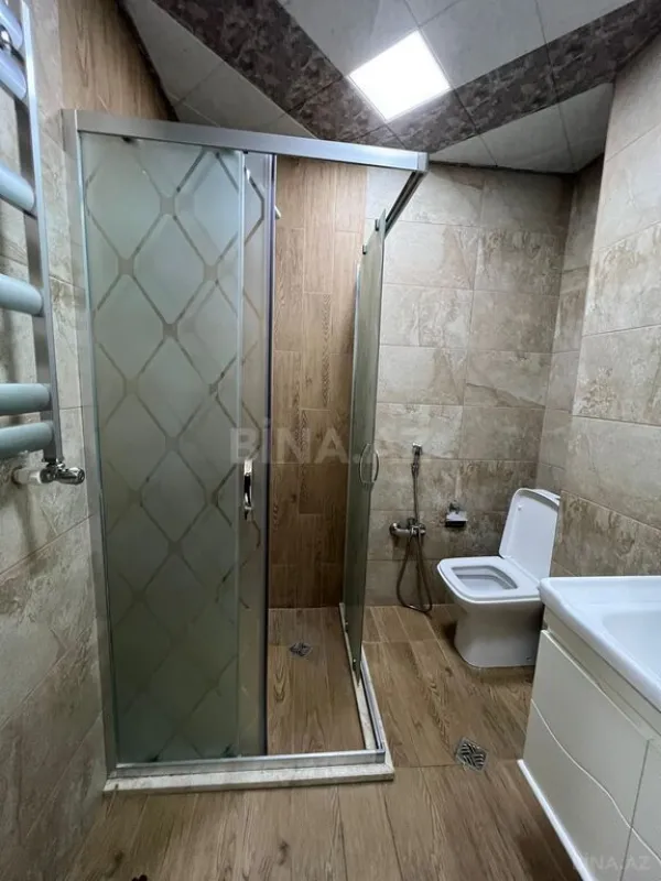 Satılır 3 otaqlı mənzil 125 m²
