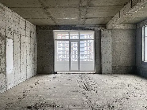 Satılır 4 otaqlı mənzil 259 m²