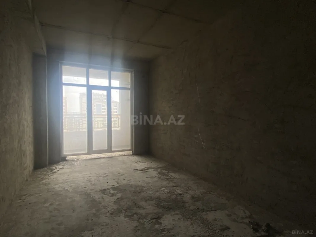 Satılır 4 otaqlı mənzil 259 m²