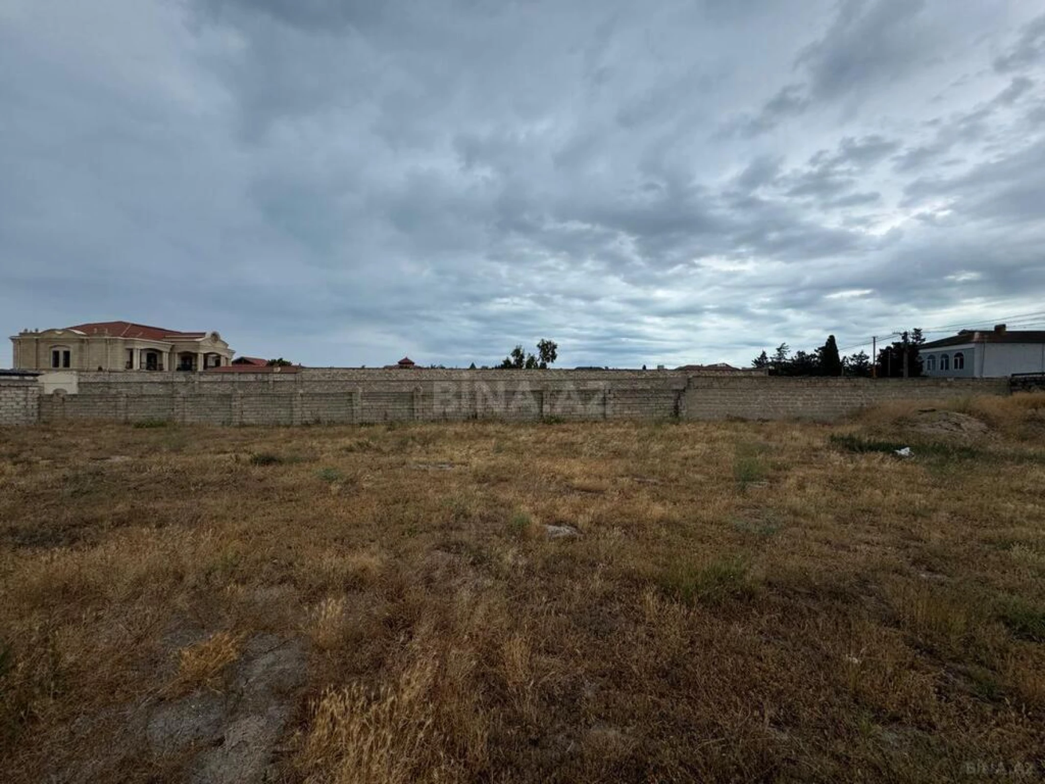 Satılır torpaq sahəsi 12 m²