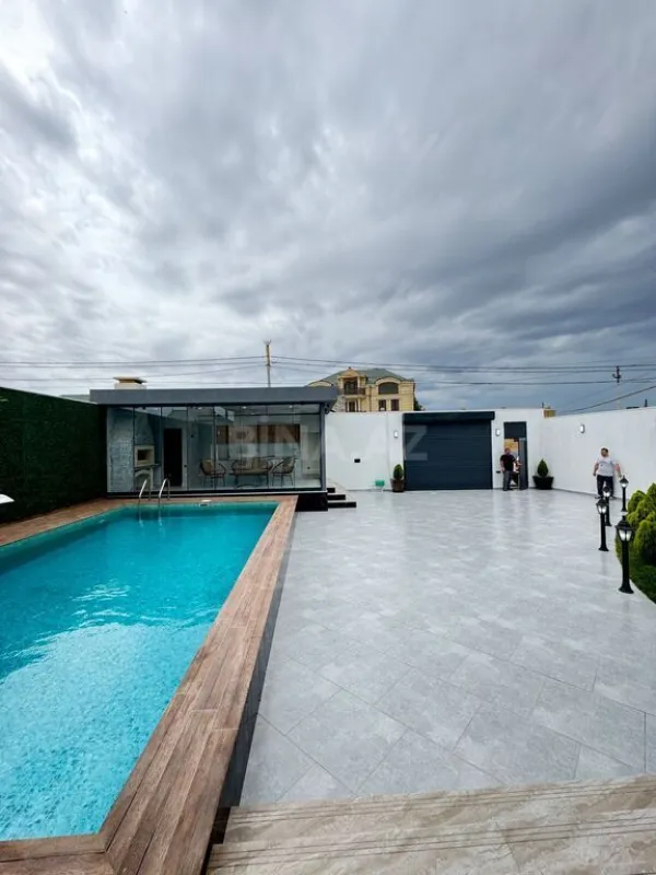 Satılır 4 otaqlı həyət evi 180 m²