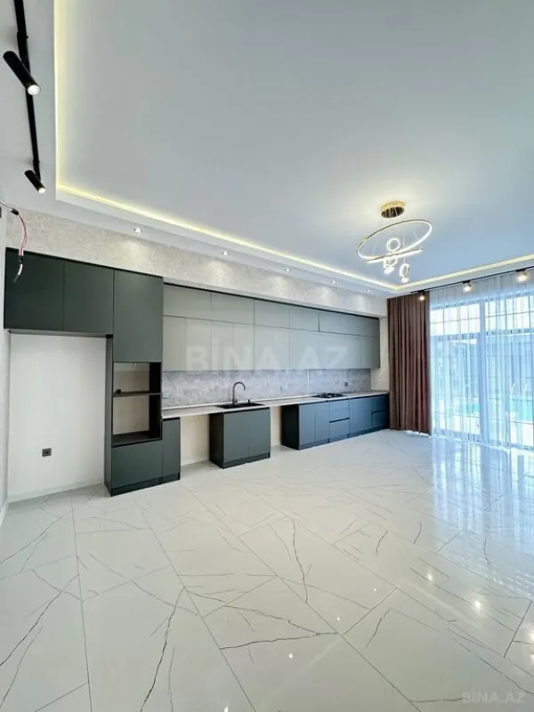 Satılır 4 otaqlı həyət evi 180 m²