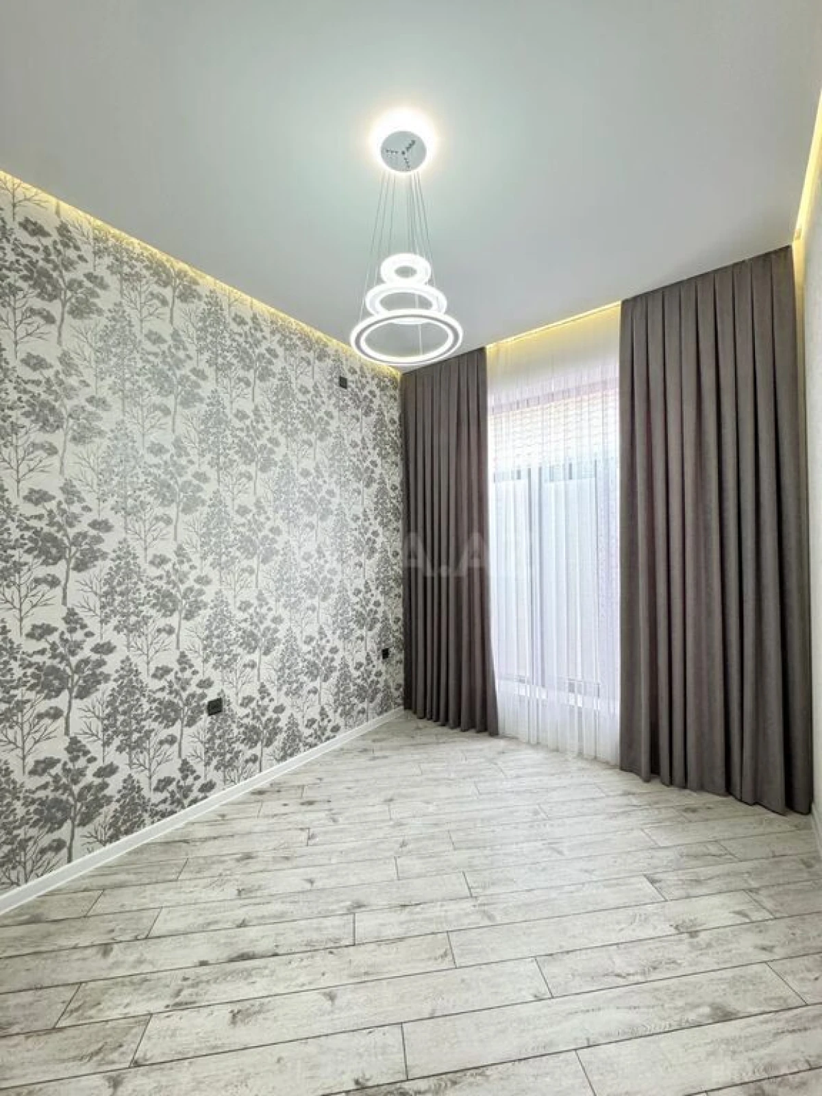 Satılır 4 otaqlı həyət evi 180 m²