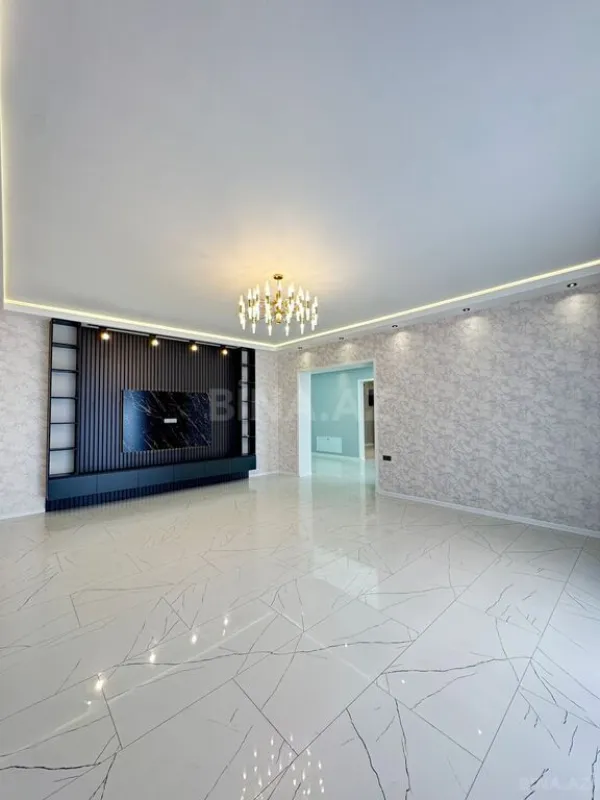 Satılır 4 otaqlı həyət evi 180 m²