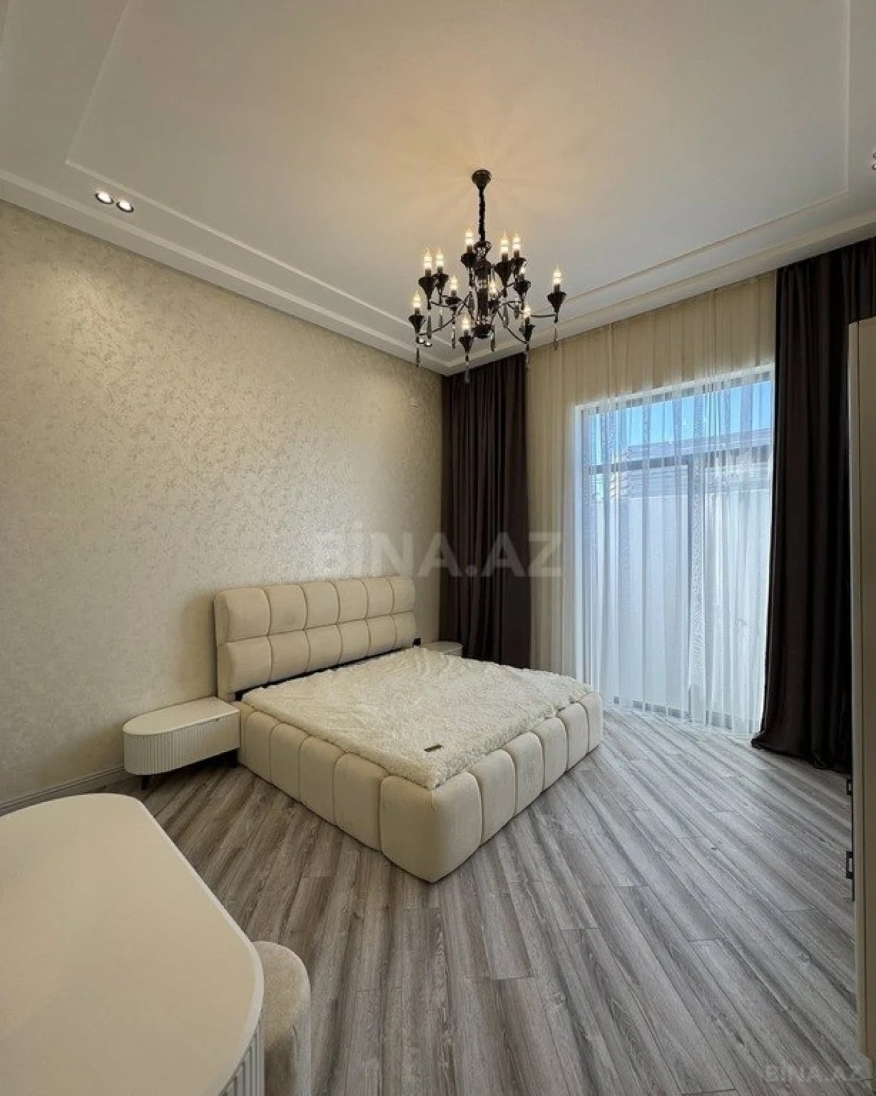 Kirayə verilir 4 otaqlı həyət evi 250 m²