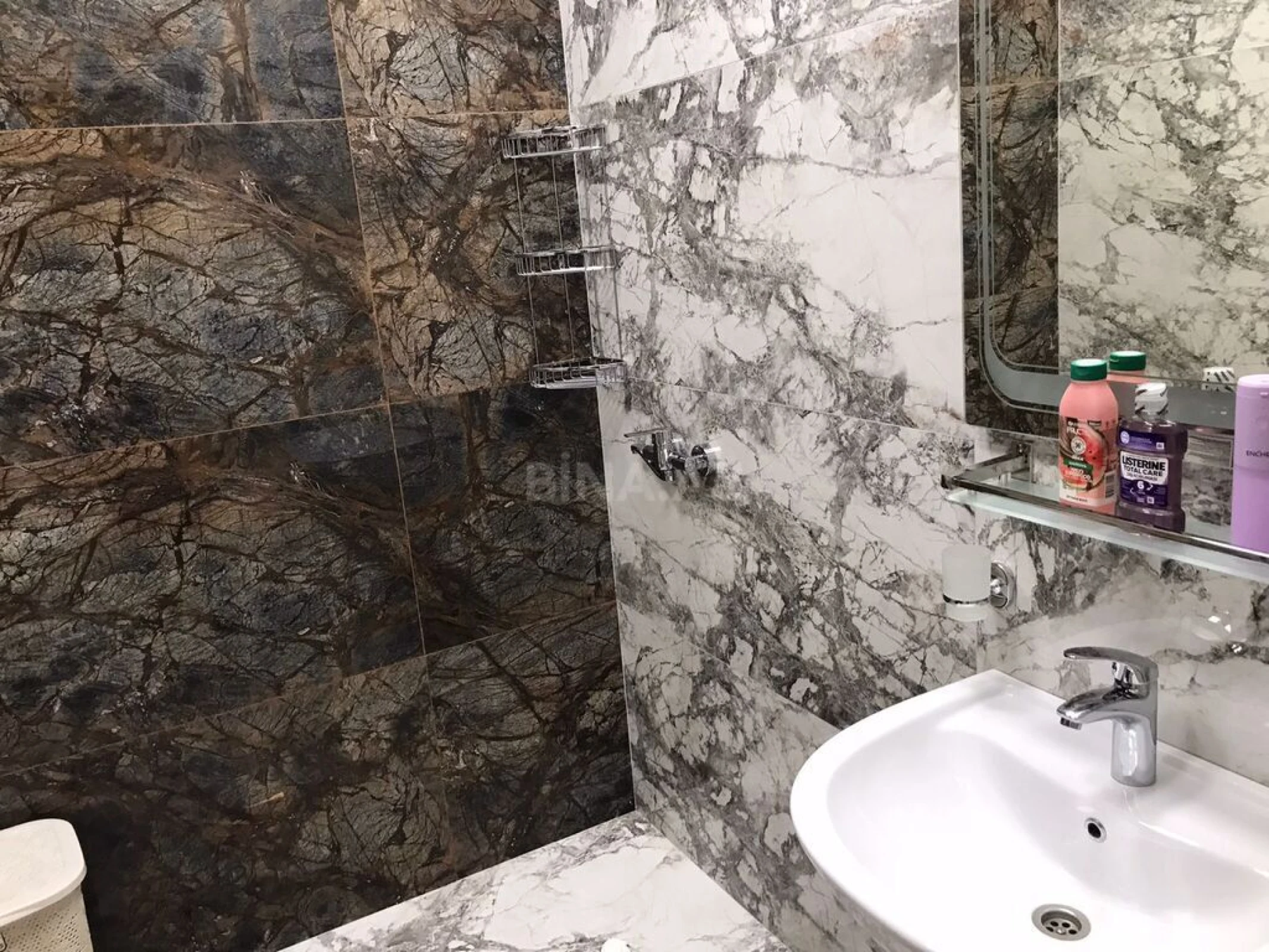 Kirayə verilir 3 otaqlı mənzil 150 m²