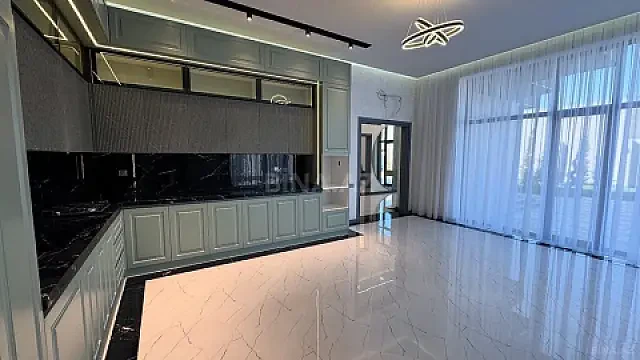 Kirayə verilir 5 otaqlı həyət evi 400 m²