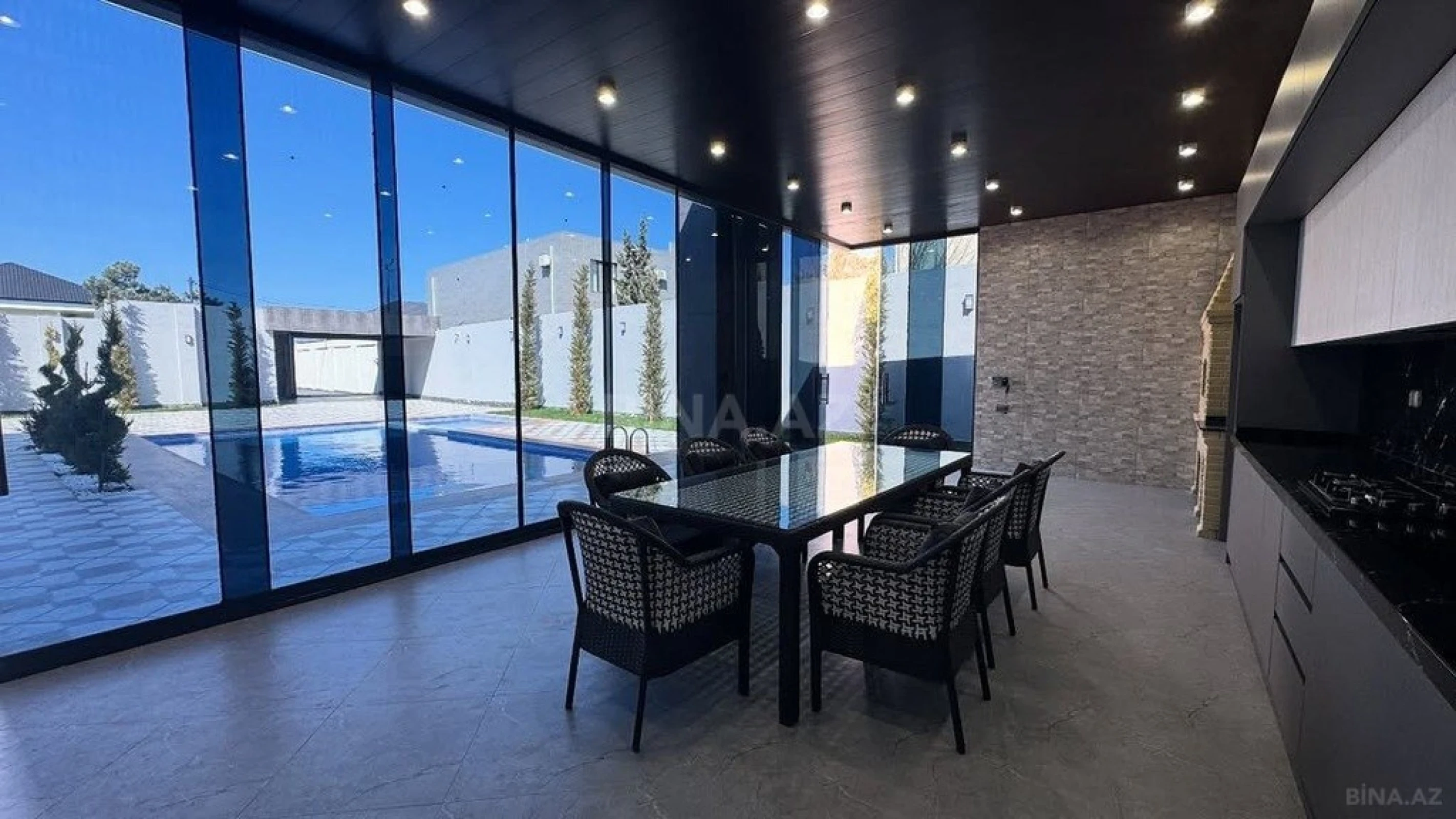 Kirayə verilir 5 otaqlı həyət evi 400 m²