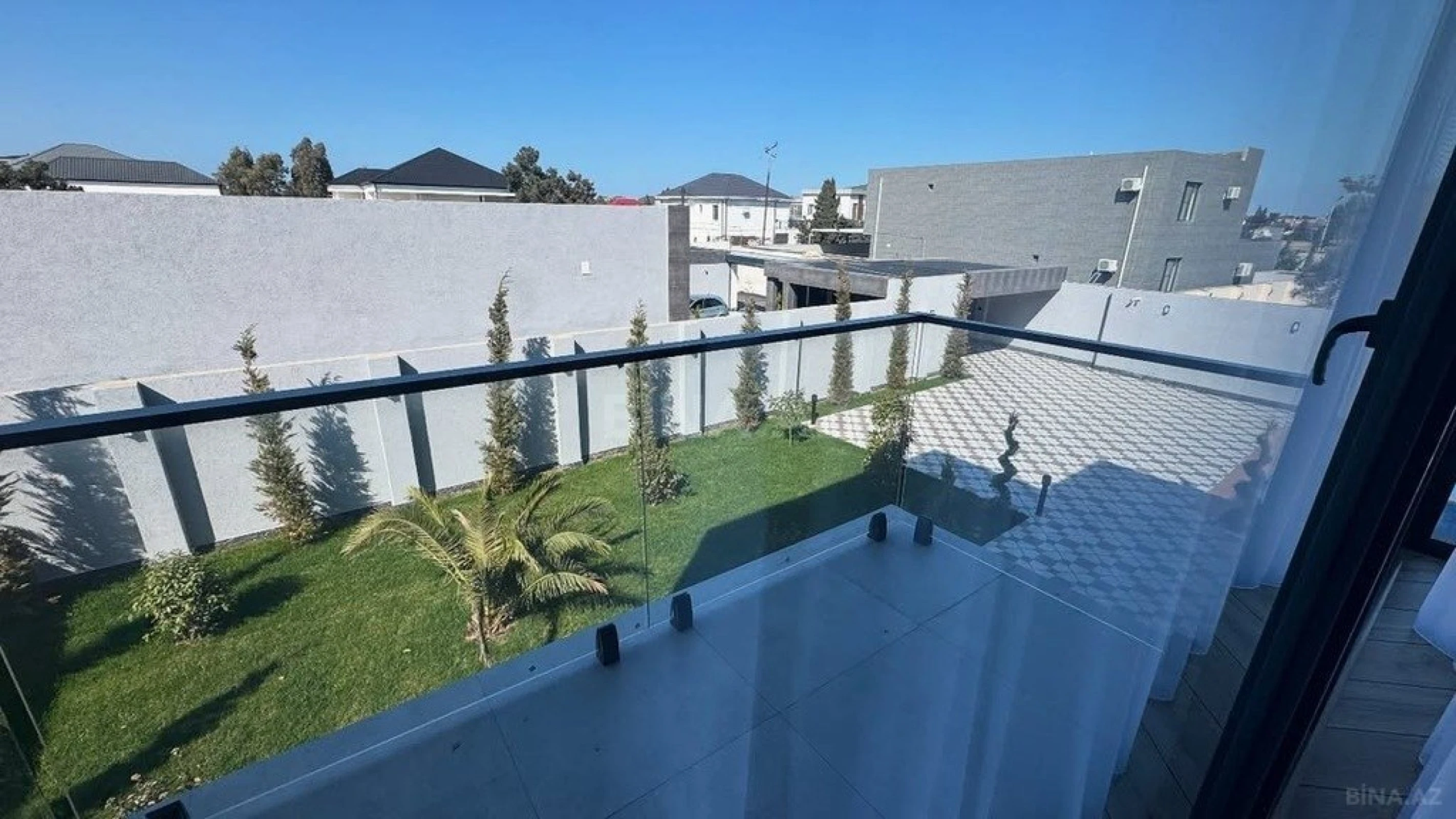 Kirayə verilir 5 otaqlı həyət evi 400 m²