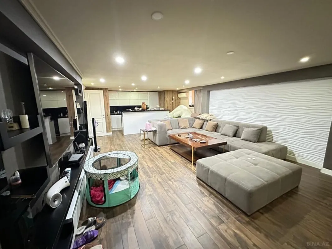 Kirayə verilir 4 otaqlı həyət evi 400 m²