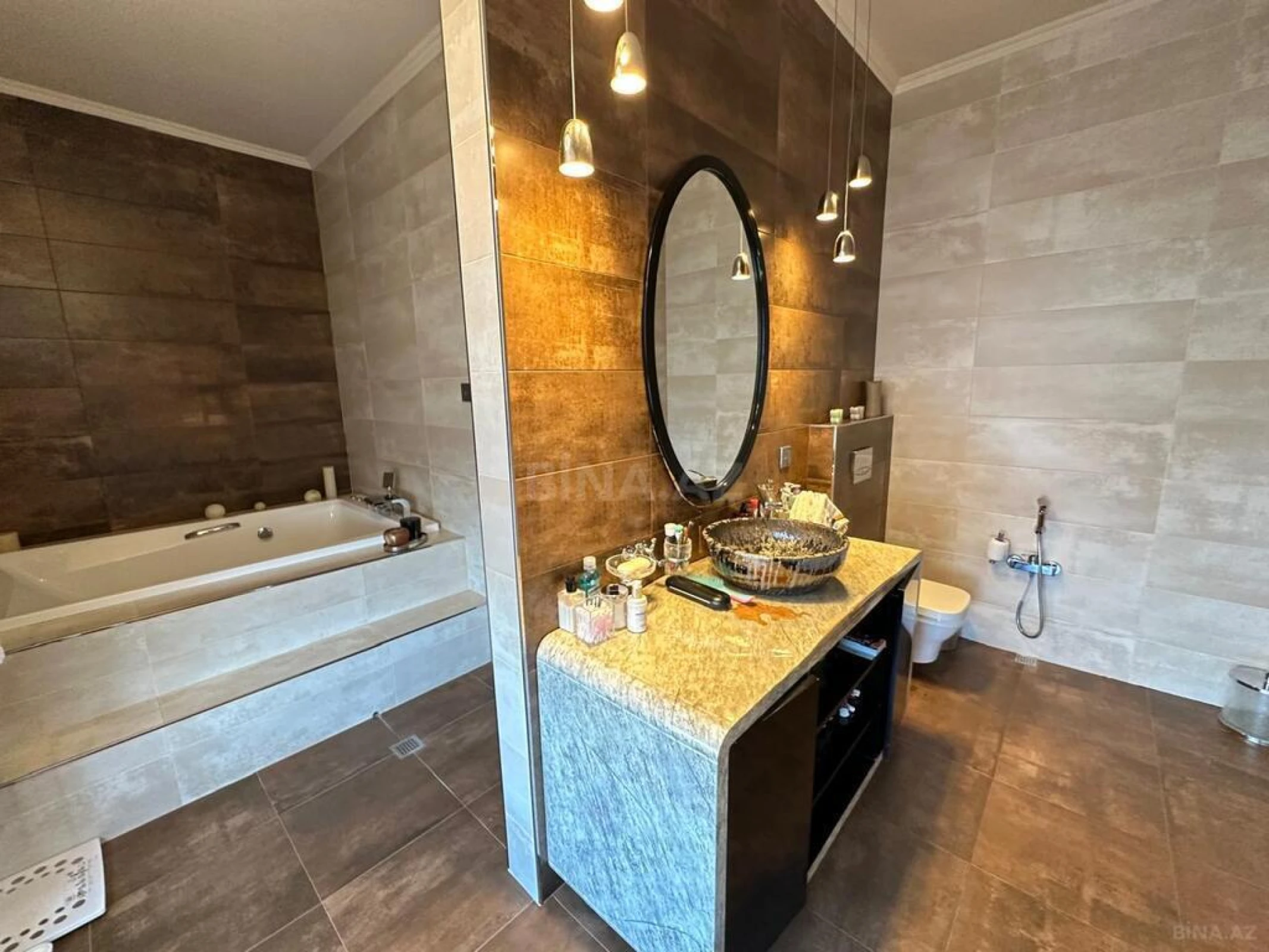 Kirayə verilir 4 otaqlı həyət evi 400 m²