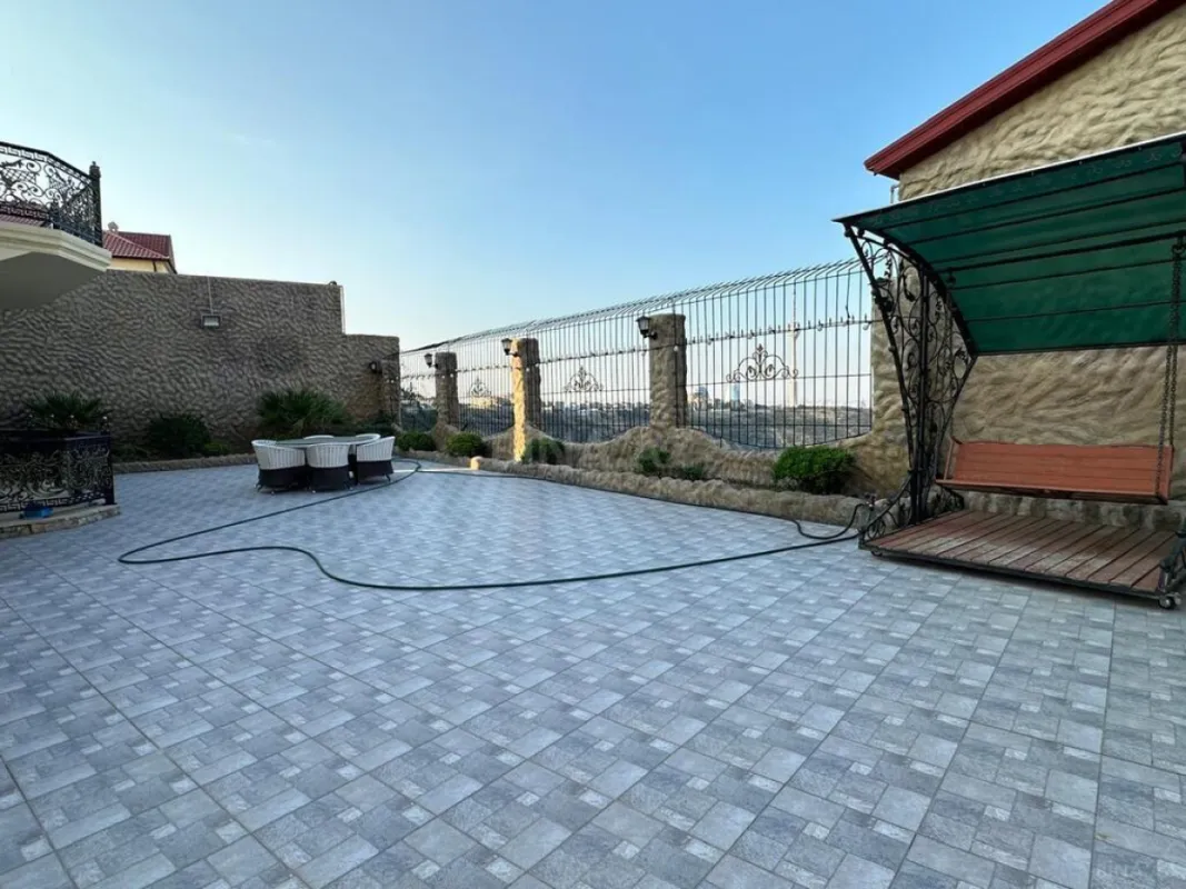 Kirayə verilir 4 otaqlı həyət evi 400 m²
