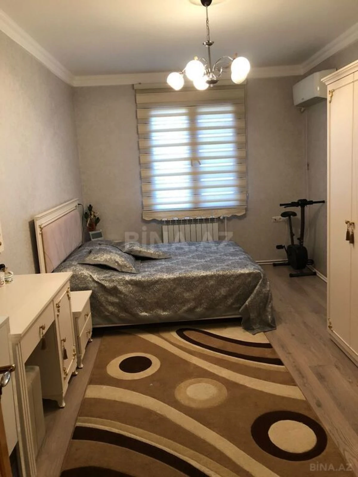 Satılır 2 otaqlı mənzil 55 m²