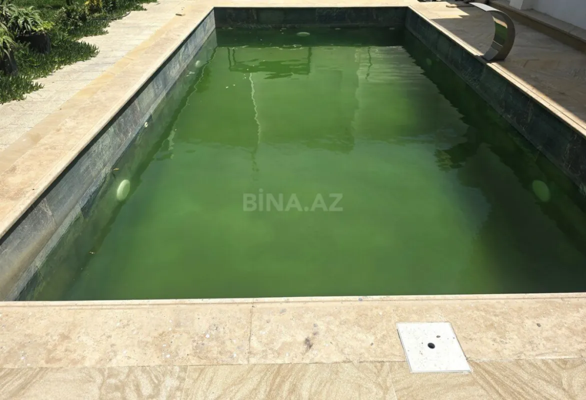 Satılır 6 otaqlı həyət evi 600 m²