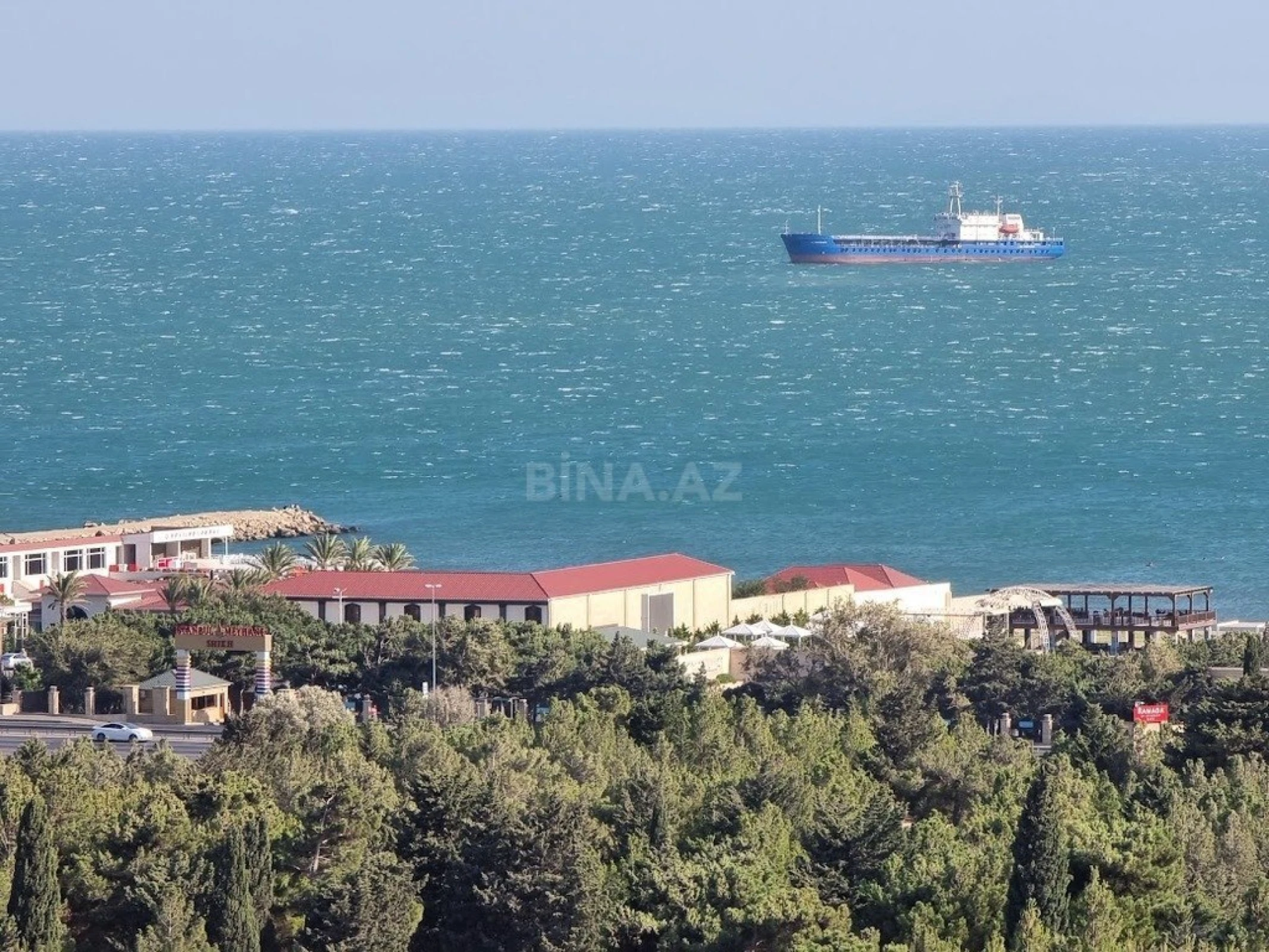 Satılır 6 otaqlı həyət evi 600 m²