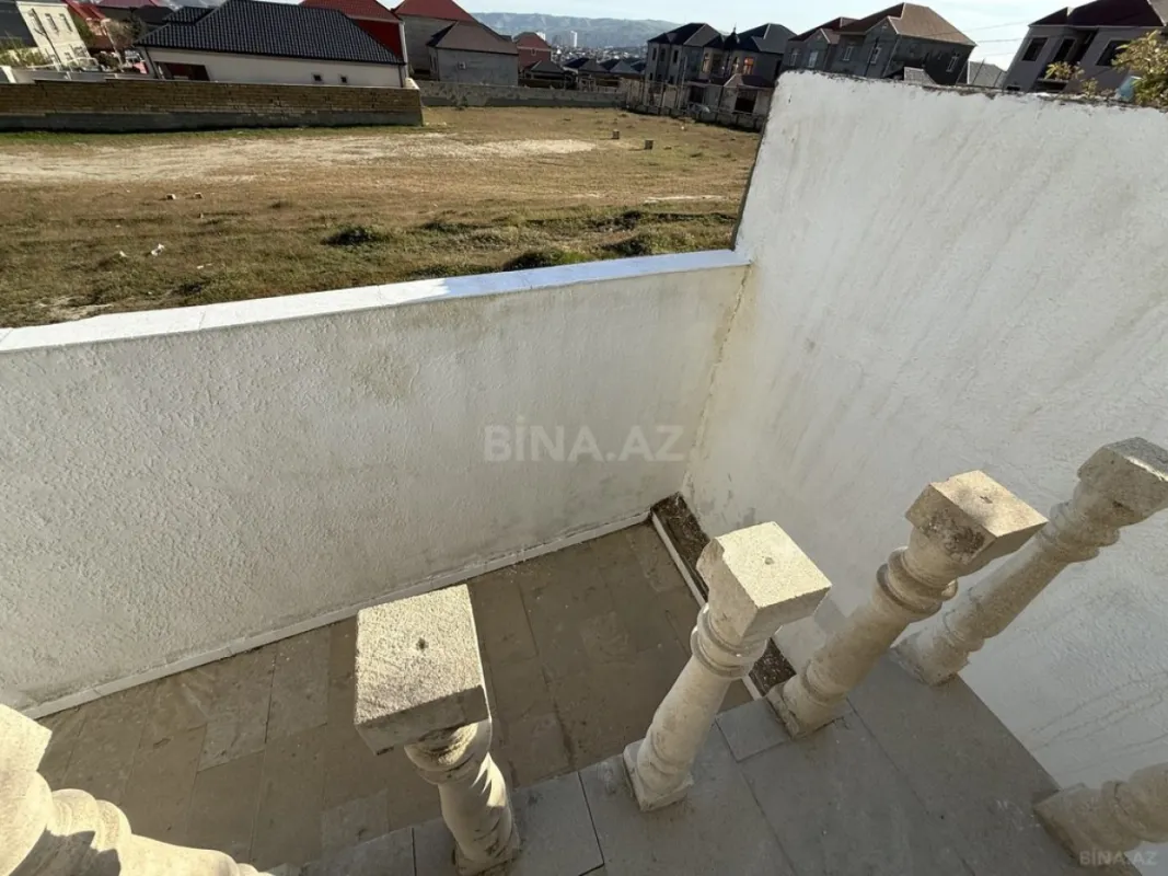 Satılır 4 otaqlı həyət evi 180 m²
