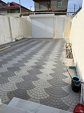 Satılır 4 otaqlı həyət evi 180 m²