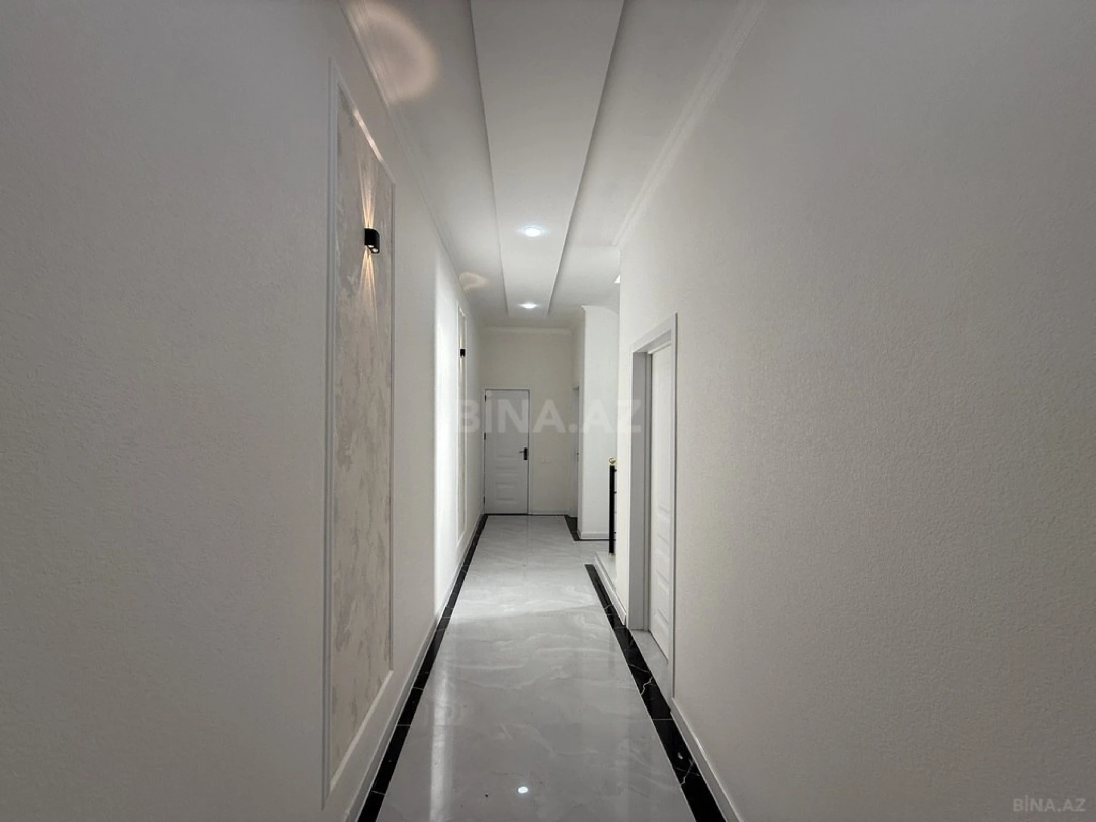 Satılır 4 otaqlı həyət evi 180 m²