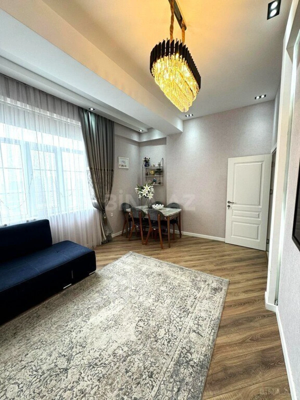 Satılır 3 otaqlı mənzil 101 m²