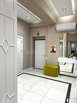 Satılır 3 otaqlı mənzil 101 m²
