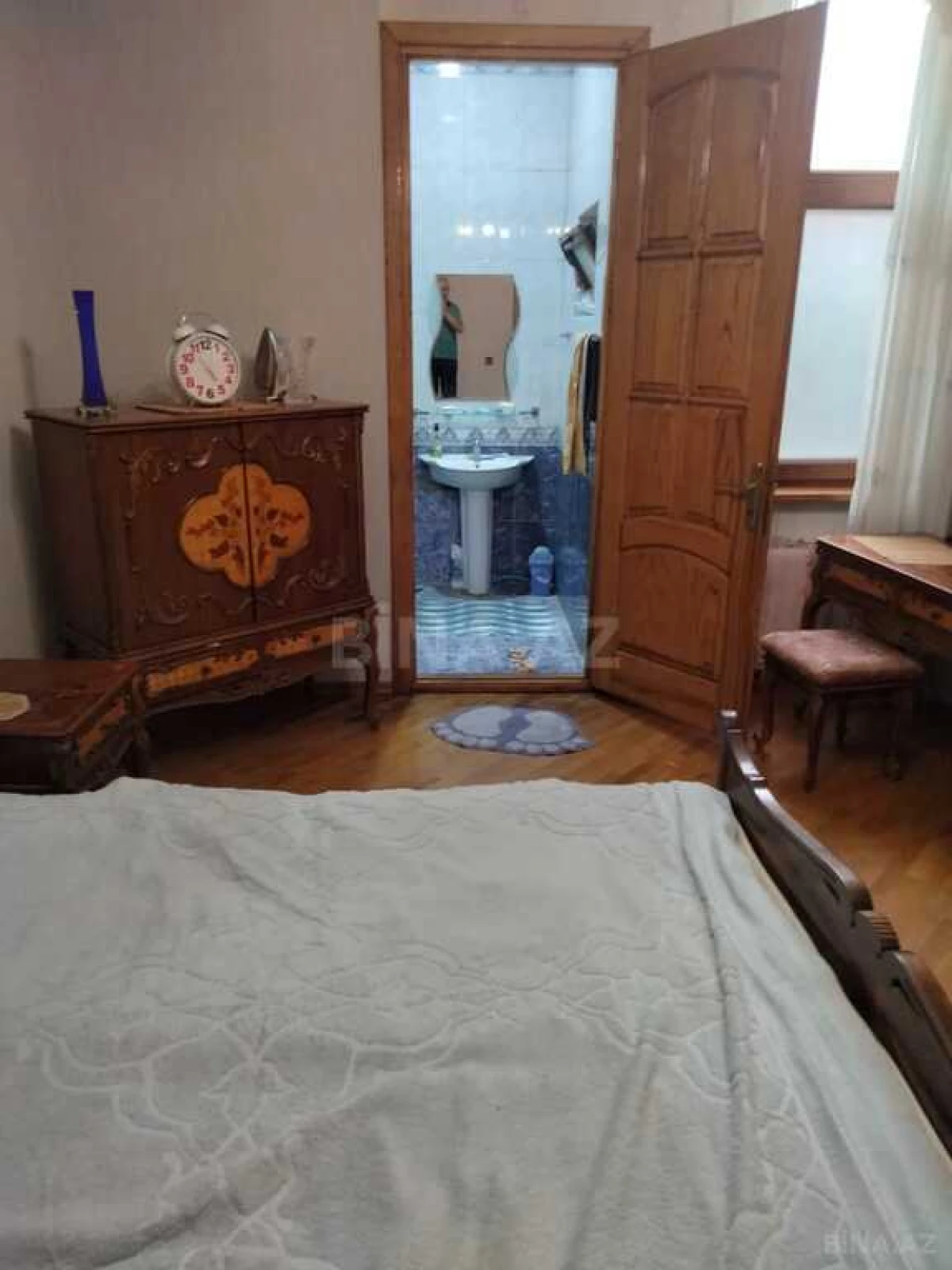 Satılır 5 otaqlı həyət evi 240 m²