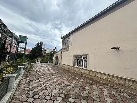 Satılır 6 otaqlı həyət evi 220 m²
