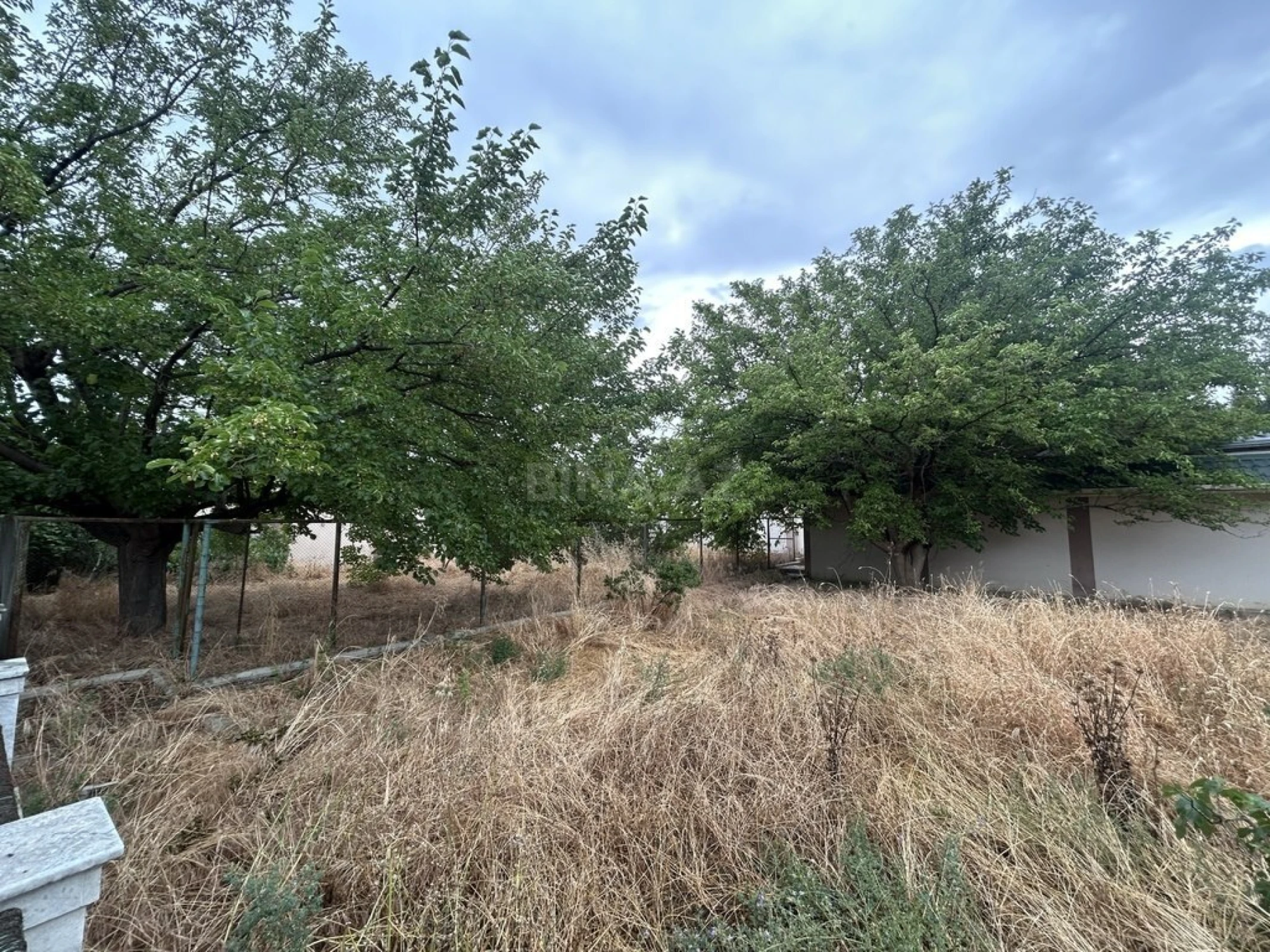 Satılır 6 otaqlı həyət evi 220 m²