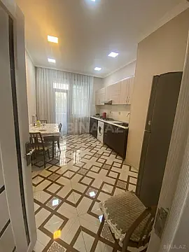 Kirayə verilir 3 otaqlı mənzil 125 m²