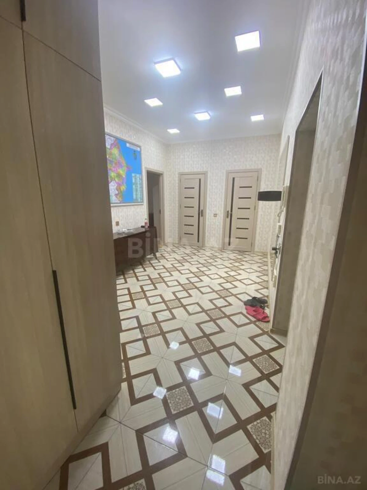 Kirayə verilir 3 otaqlı mənzil 125 m²