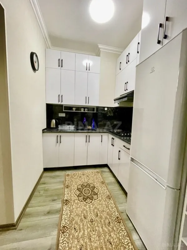 Kirayə verilir 2 otaqlı mənzil 55 m²