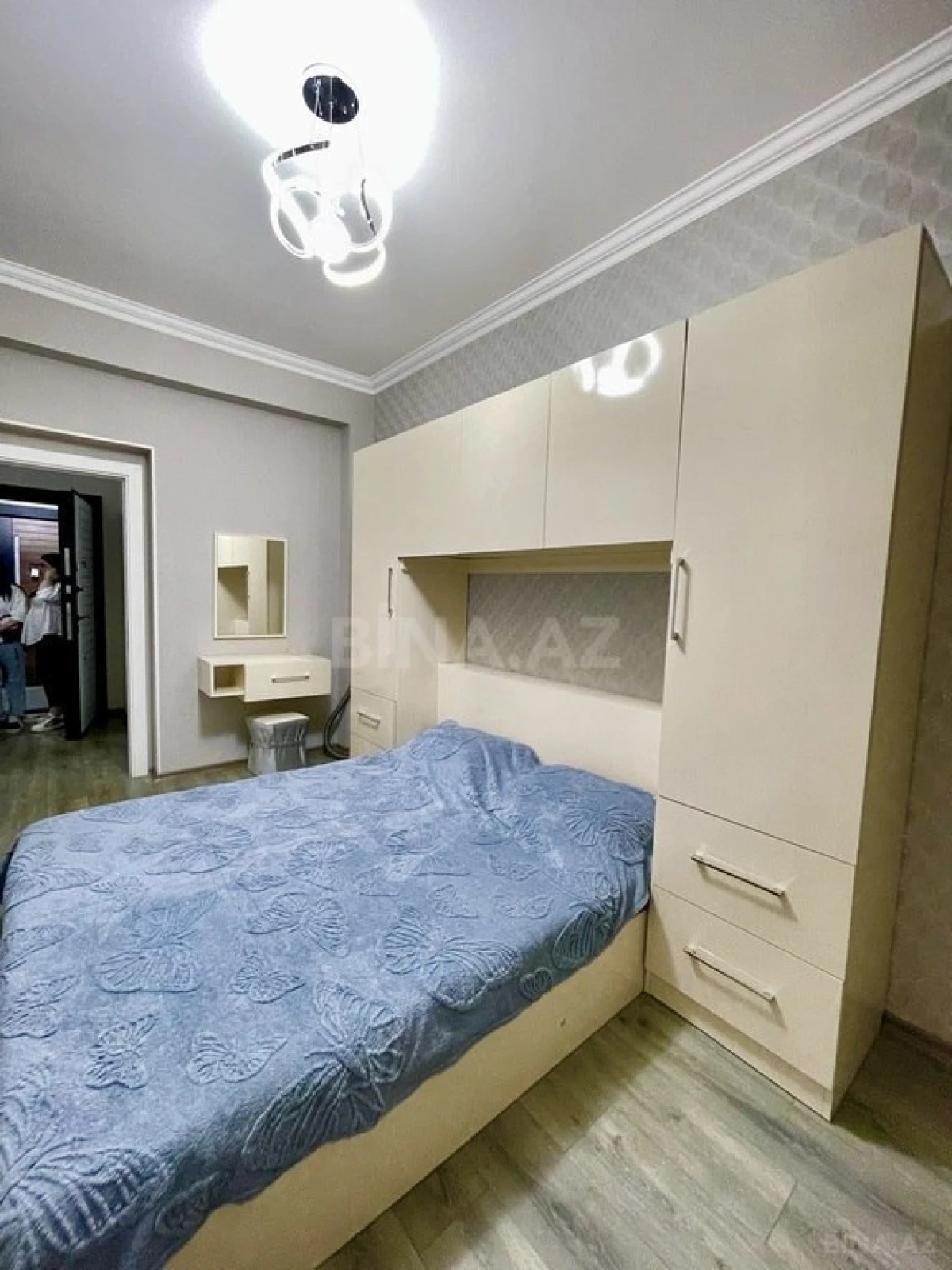 Kirayə verilir 2 otaqlı mənzil 55 m²