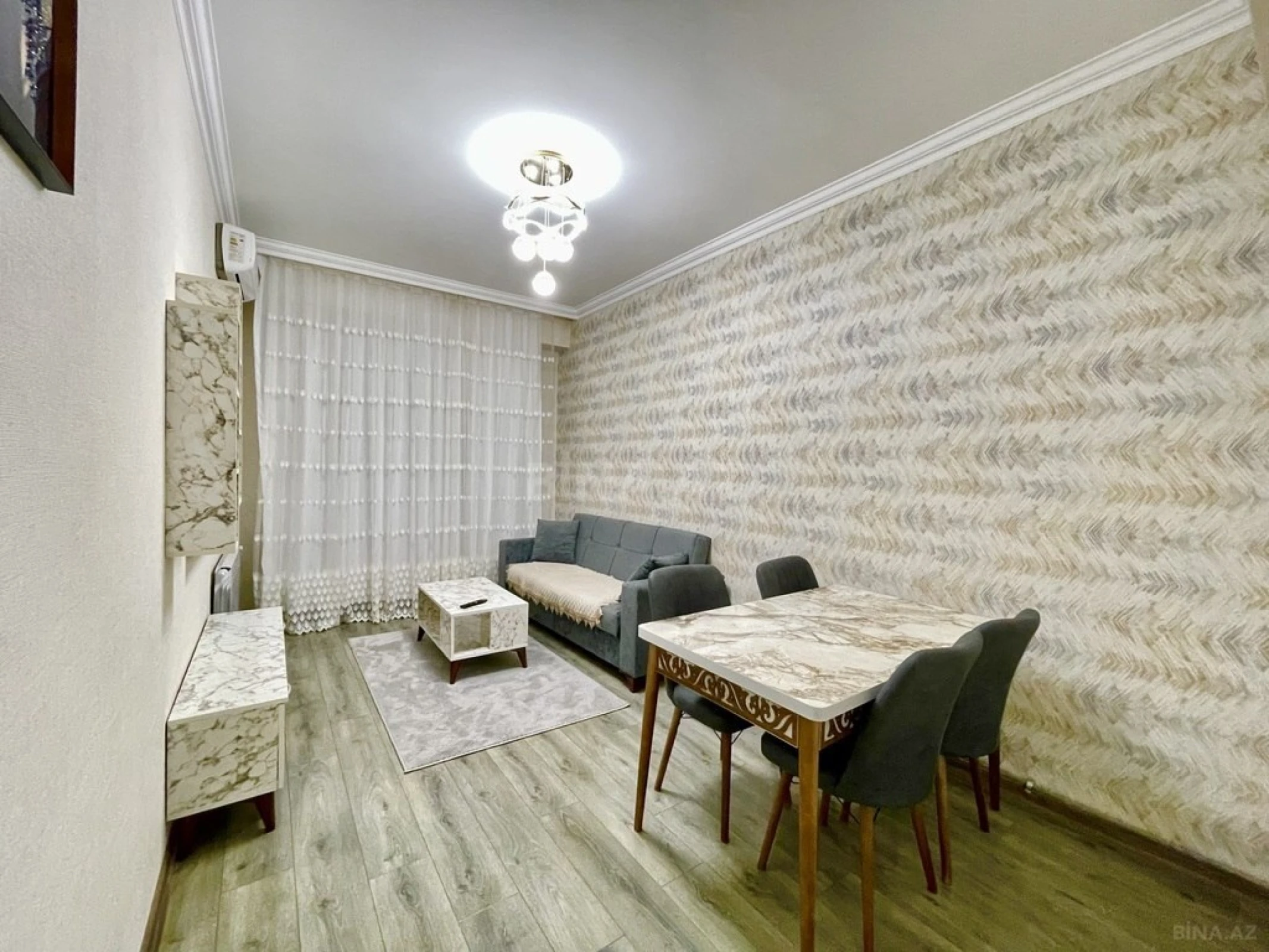 Kirayə verilir 2 otaqlı mənzil 55 m²