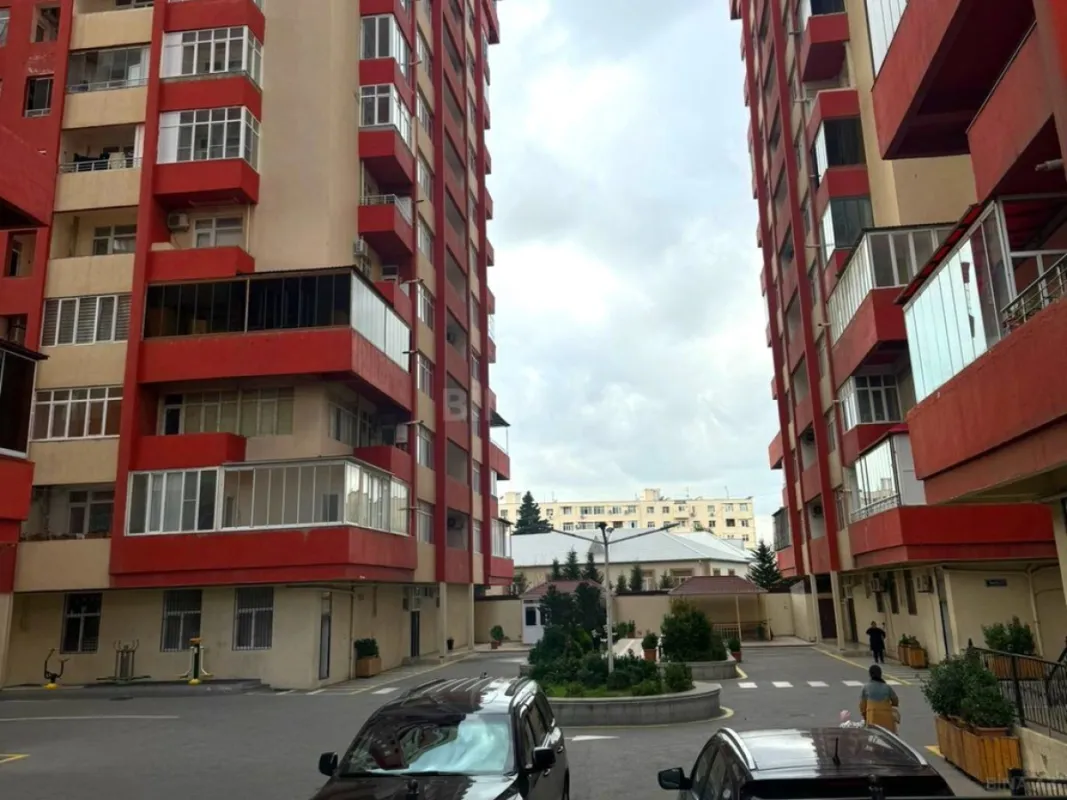 Satılır 3 otaqlı mənzil 70 m²