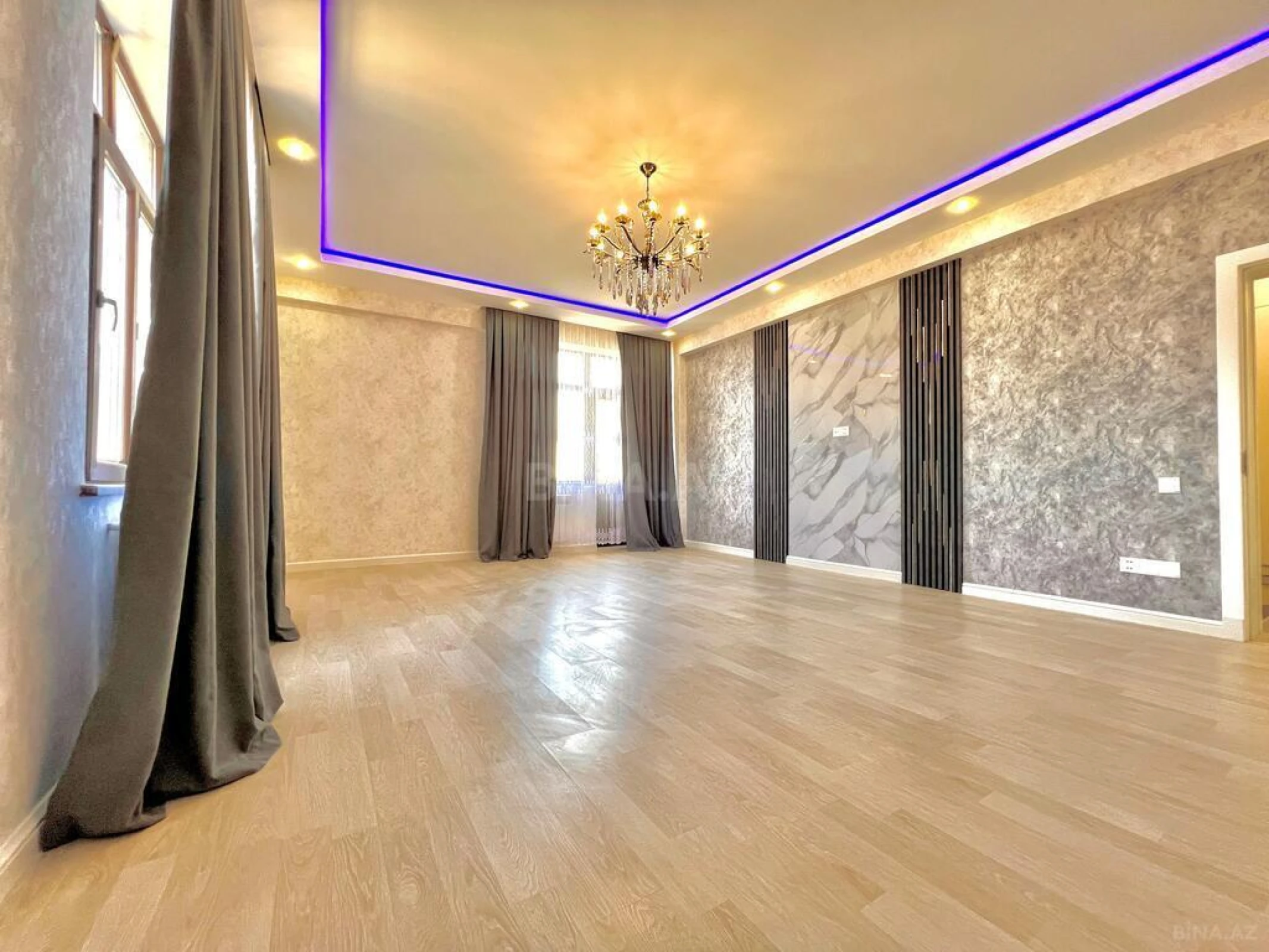 Satılır 3 otaqlı mənzil 117 m²