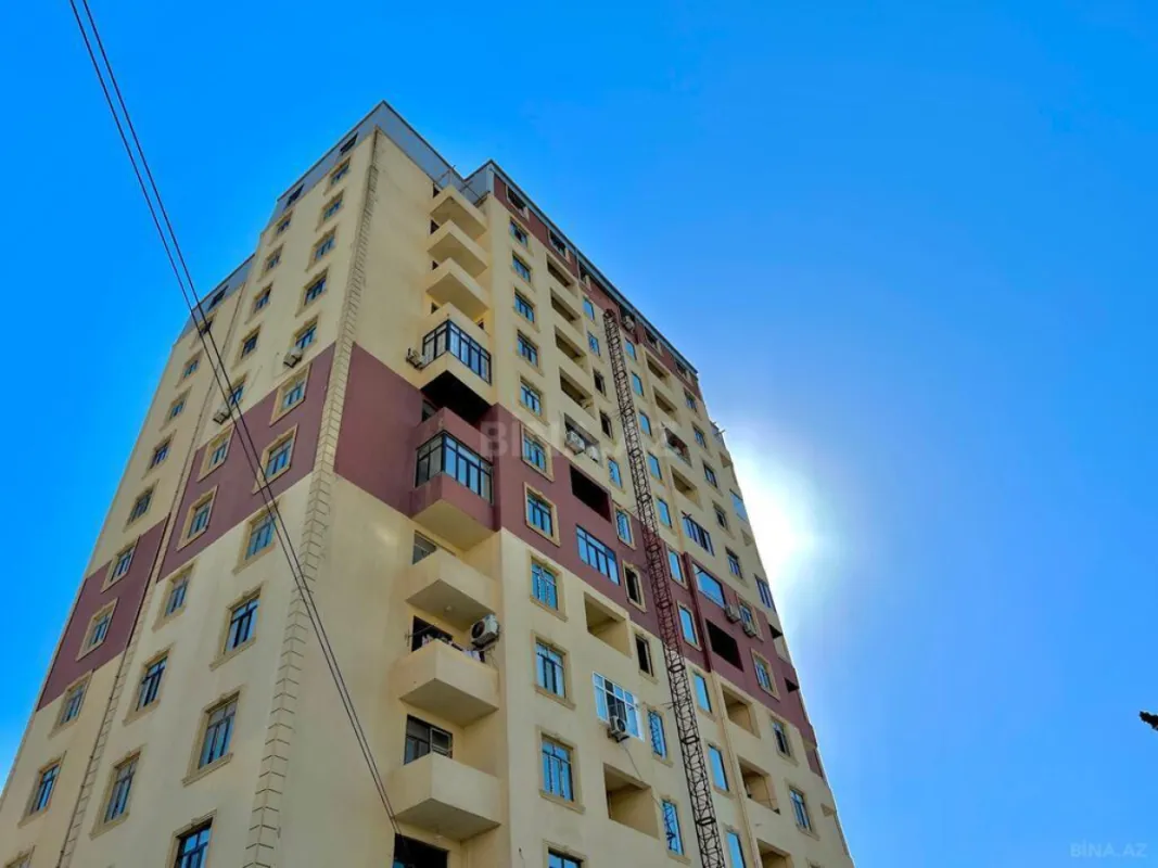 Satılır 3 otaqlı mənzil 117 m²