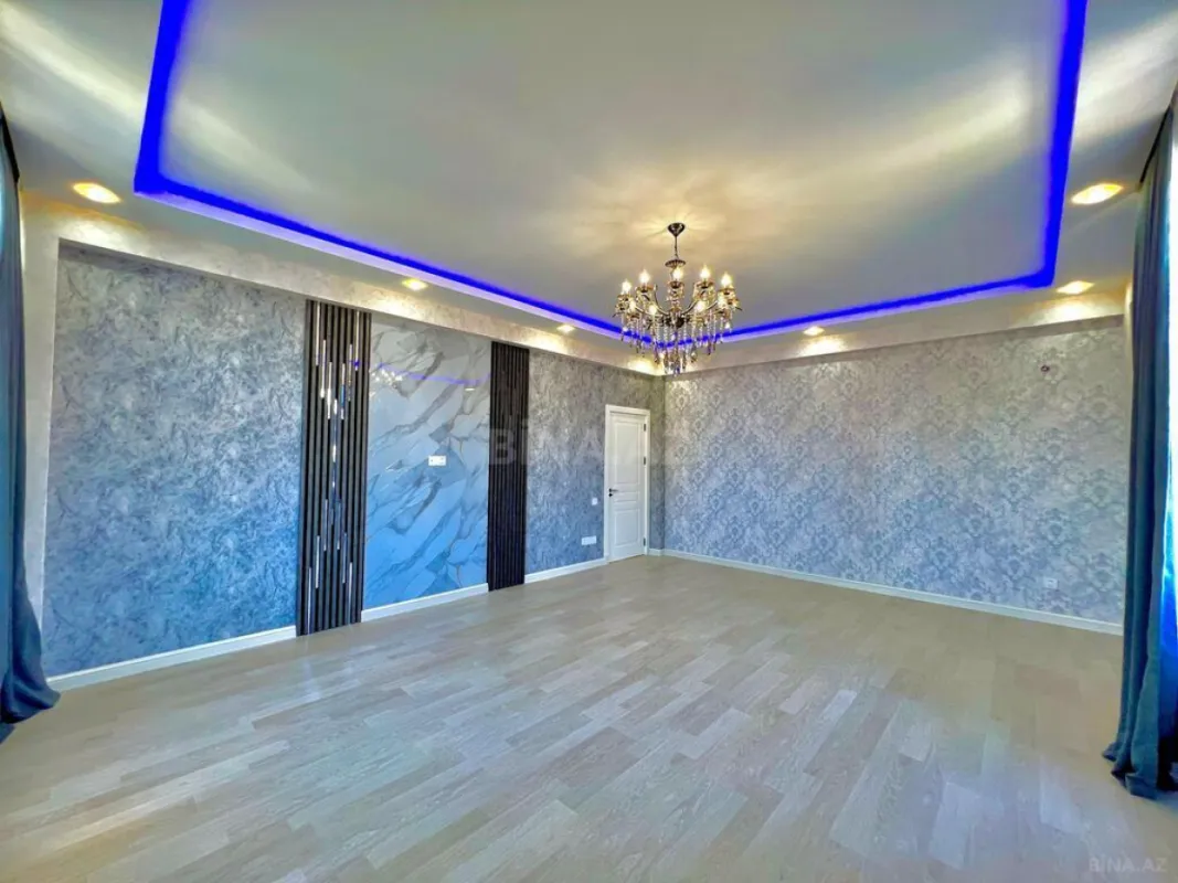 Satılır 3 otaqlı mənzil 117 m²