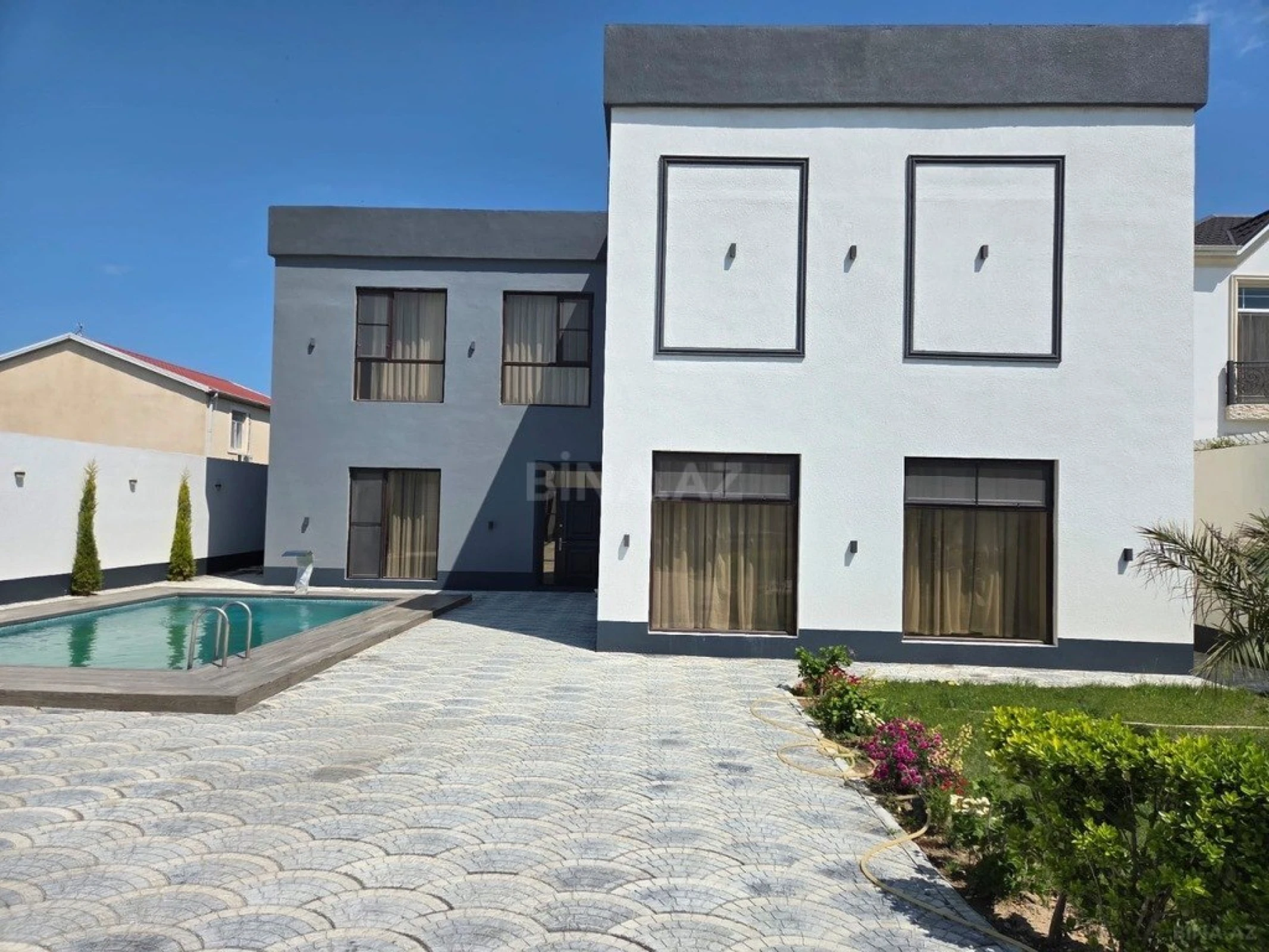 Kirayə verilir 5 otaqlı həyət evi 350 m²