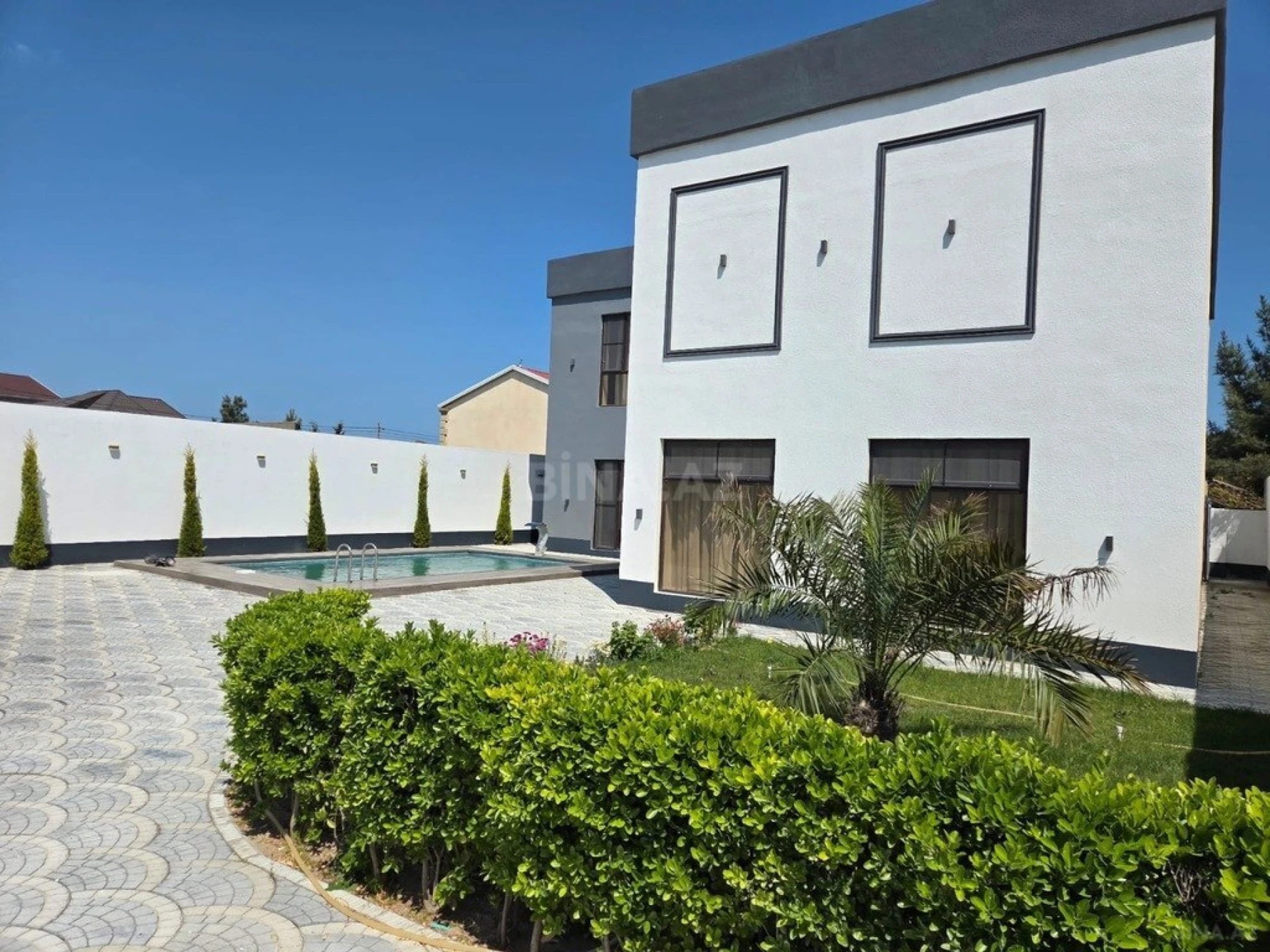 Kirayə verilir 5 otaqlı həyət evi 350 m²